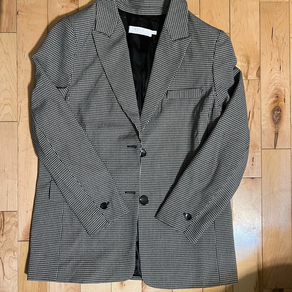 Astr Black and White Checkered Blazer